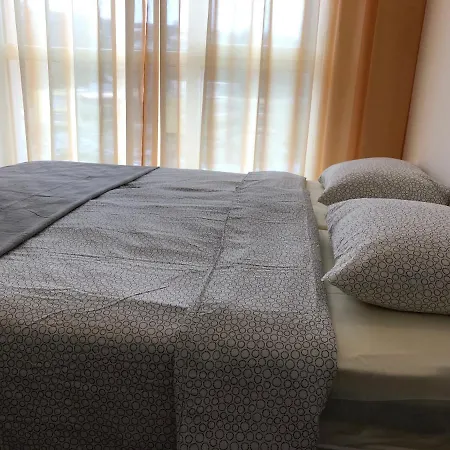 Grand Saharov Apartman Várna