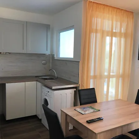 Grand Saharov Apartment Varna